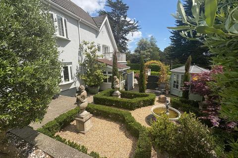 Bingham Avenue, Poole BH14