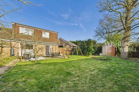34 Beech Way, Dickleburgh, Diss, IP21 4NZ