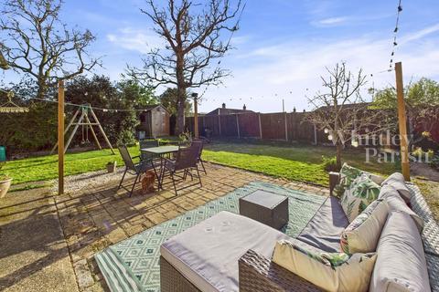 3 bedroom semi-detached house for sale, Beech Way, Dickleburgh, Diss