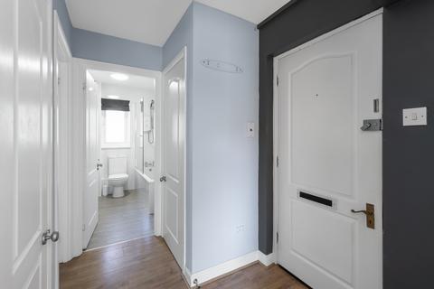 16/6 Allanfield, Edinburgh, EH7 5YJ