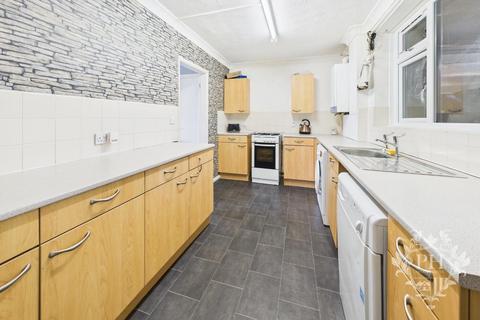 2 bedroom terraced house for sale, Britannia Place, Redcar, TS10 5LT