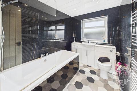 2 bedroom terraced house for sale, Britannia Place, Redcar, TS10 5LT