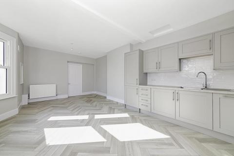 23a Oaksford Avenue, London, SE26 6AR