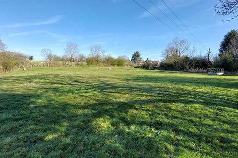 Farm land for sale, Grass Paddock Totalling 0.9 Acres