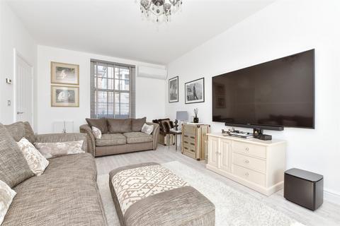 4 bedroom detached house for sale, Goodsall Road, Tenterden TN30
