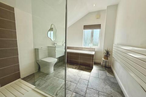 28 Stanhope Road, Northampton, NN2 6JX