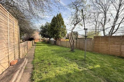 28 Stanhope Road, Northampton, NN2 6JX