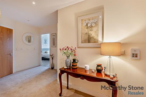 2 bedroom apartment for sale, Roslyn Court, Lisle Lane, Ely, Cambridgeshire, CB7 4FA