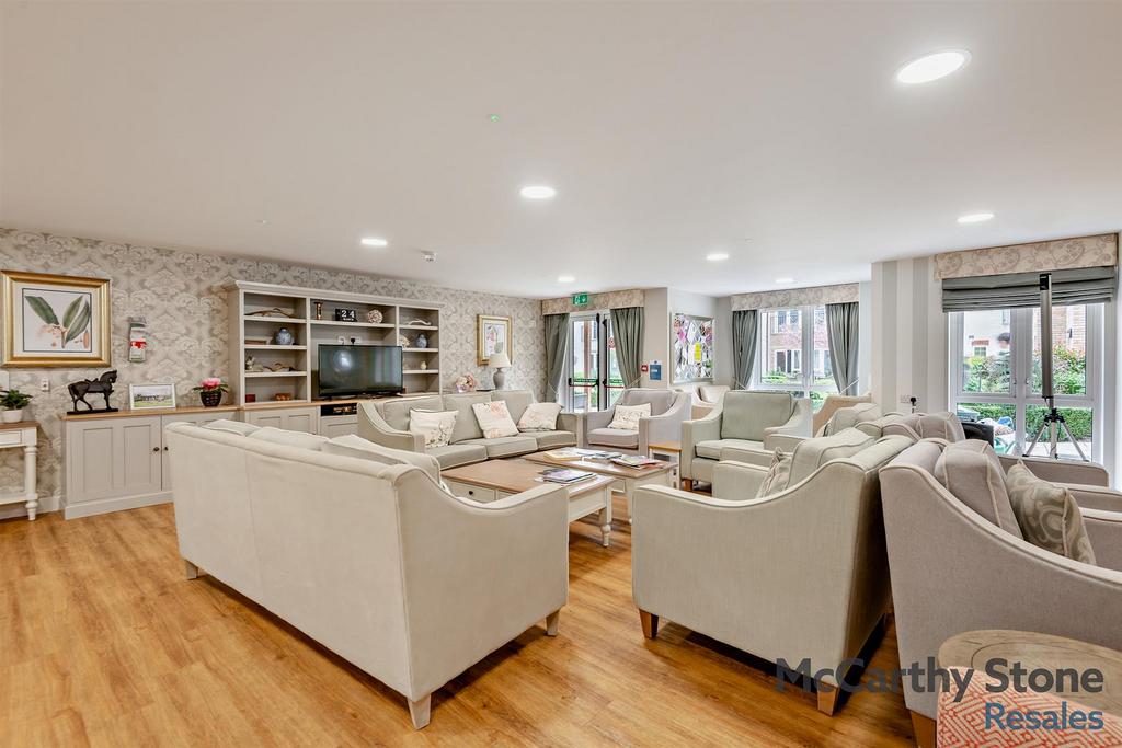 8640724-interior17-800.jpg