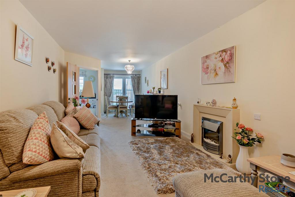 8640724-interior08-800.jpg