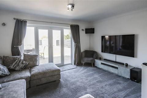 27 Fairview Road, Istead Rise, Gravesend, DA13 9DP