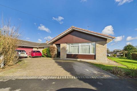 5 bedroom detached bungalow for sale, Bermuda Avenue, Skirlaugh, HU11 5HG