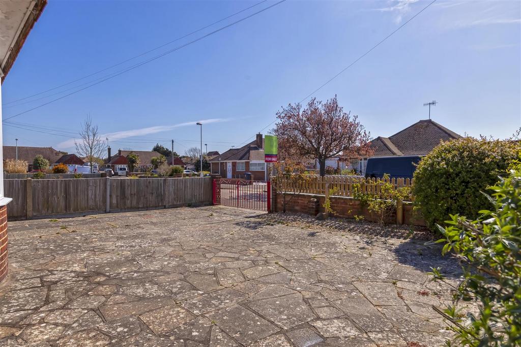 Harwood Avenue 18.jpg