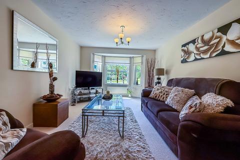2 bedroom flat for sale, Cambridge Road, Southport PR9