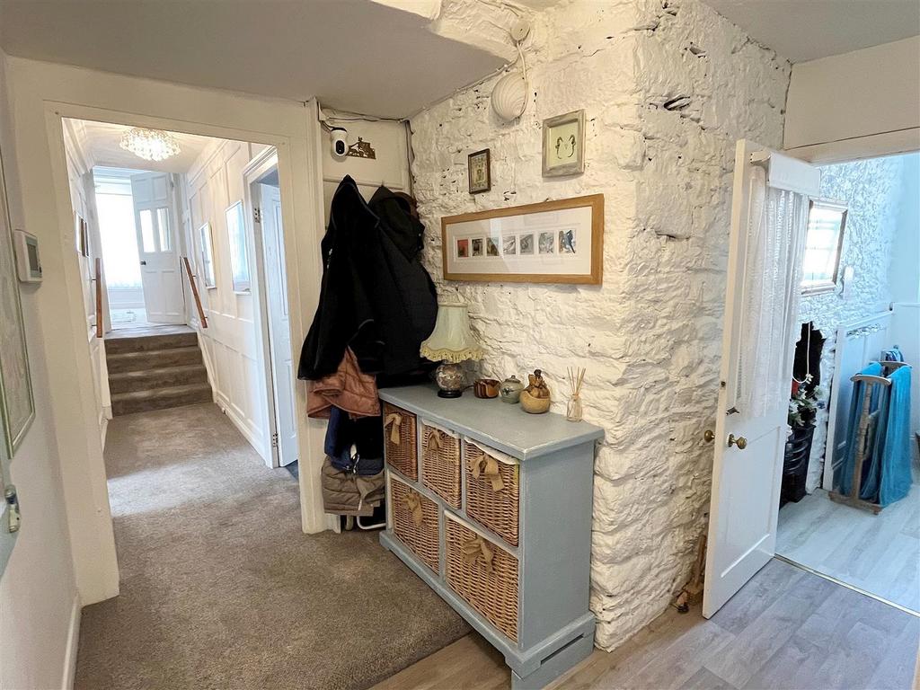 Entrance Hall.jpg