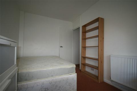 3 bedroom property to rent, John Ruskin Street, Oval SE5
