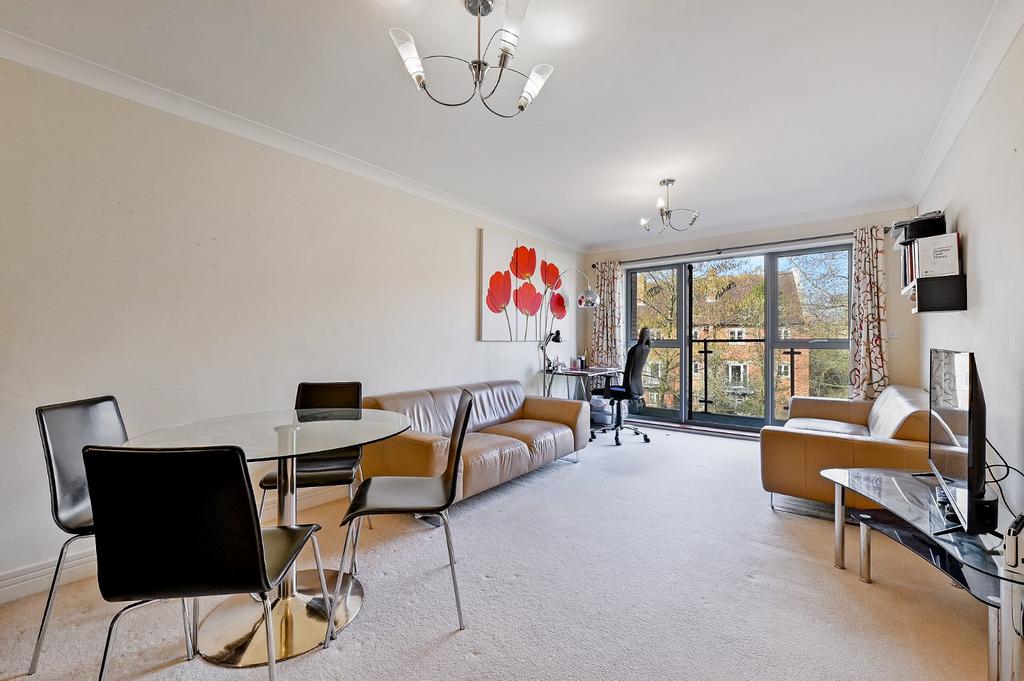 Sitting/Dining Room