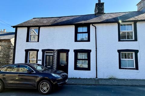 undefined, 2 Meyrick Square, Dolgellau LL40 1LT