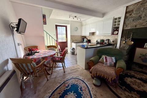 undefined, 2 Meyrick Square, Dolgellau LL40 1LT