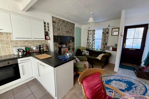 undefined, 2 Meyrick Square, Dolgellau LL40 1LT