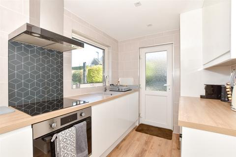 2 bedroom detached bungalow for sale, Perowne Way, Sandown PO36