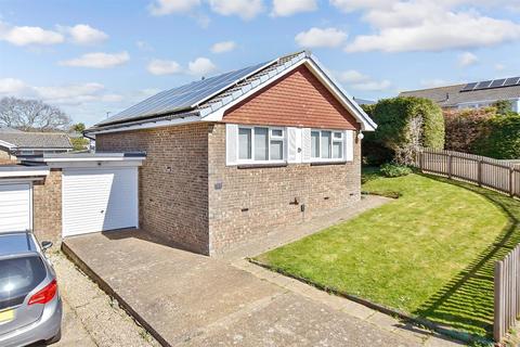 2 bedroom detached bungalow for sale, Perowne Way, Sandown PO36