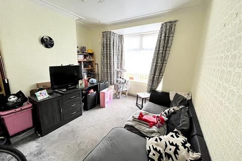 2 bedroom terraced house for sale, Eton Road, Burton-On-Trent DE14