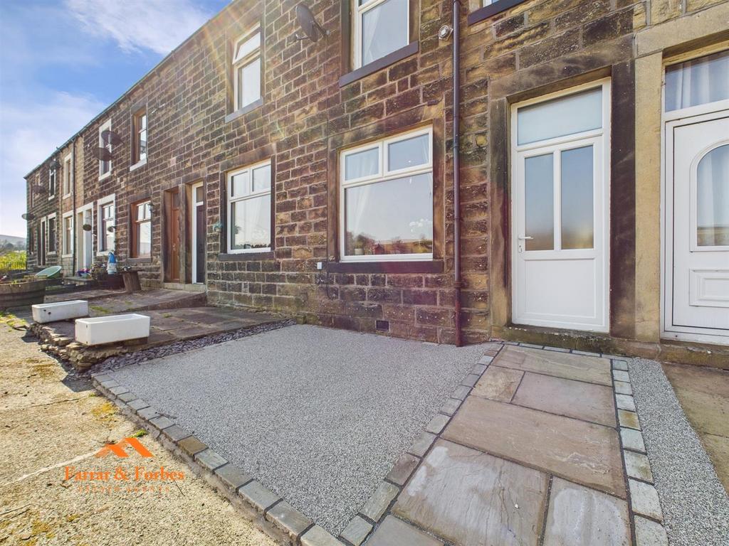 CAM03956 G0-PR0089-STILL026.jpg