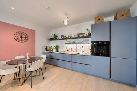 2 bedroom flat for sale, Tramyard Apartments, Balham, LONDON, SW17