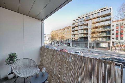 2 bedroom flat for sale, Tramyard Apartments, Balham, LONDON, SW17