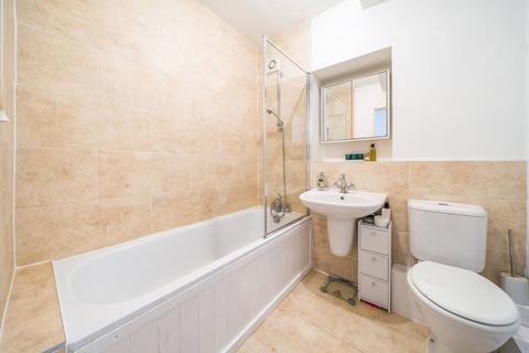 1 bedroom flat for sale, Clapham Park Road, Clapham Common South Side, London, SW4