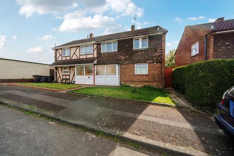 16 Bracknell Close, Luton, LU4 0TL