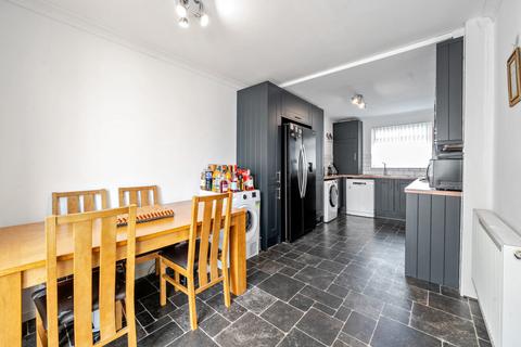 16 Bracknell Close, Luton, LU4 0TL