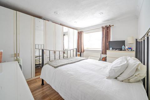 16 Bracknell Close, Luton, LU4 0TL