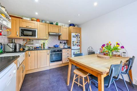 26 Geldeston Road, London, E5 8RQ