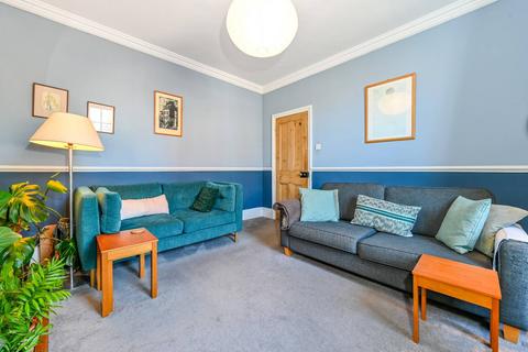 26 Geldeston Road, London, E5 8RQ