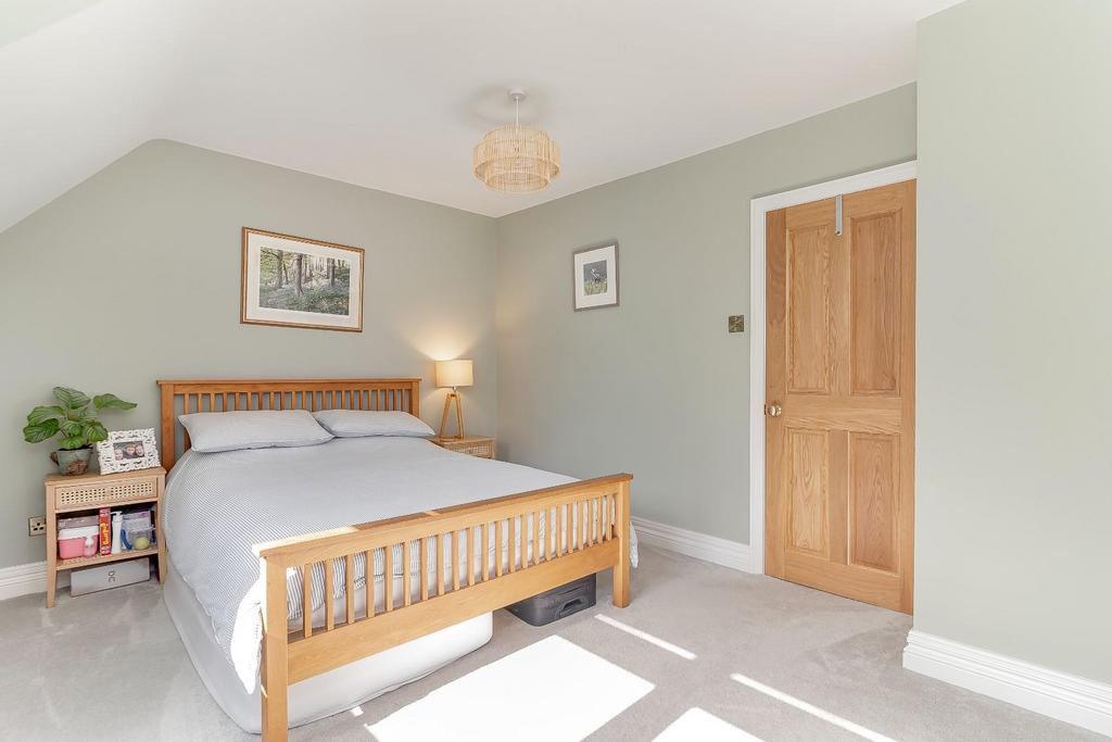 Bedroom 4 - B.jpg