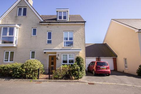 undefined, Black Knight Close, East Cowes, Isle of Wight