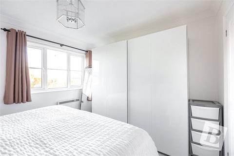 31 Basildon Road, Basildon, SS15 5SF