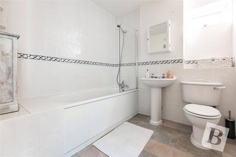 31 Basildon Road, Basildon, SS15 5SF