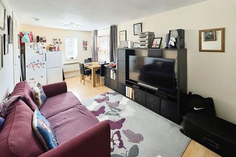 17 Affleck Close, Toothill, Swindon, SN5 8DF