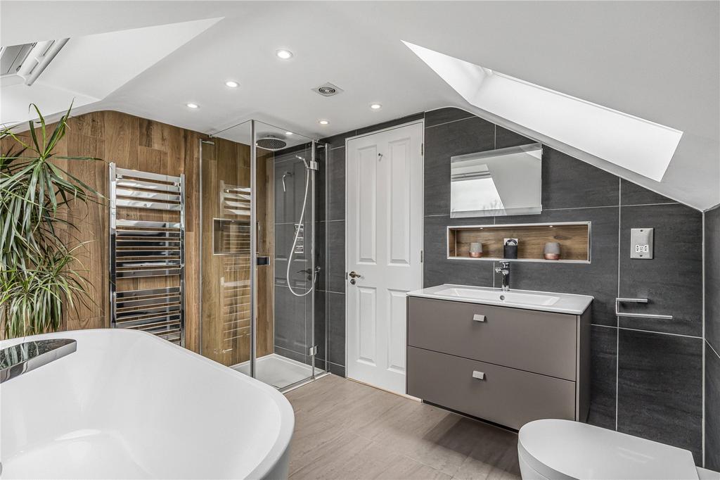 Ensuite