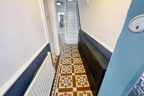 35 Central Road, Gloucester, GL1 5BU