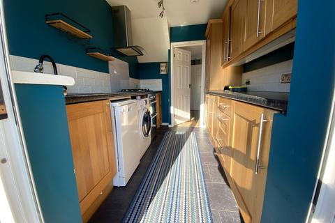 2 bedroom terraced house to rent, Laburnum Drive, Chelmsford, CM2
