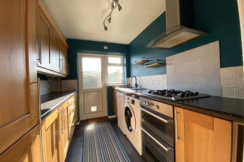 2 bedroom terraced house to rent, Laburnum Drive, Chelmsford, CM2