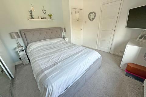 58 Arbury Hall Road, Shirley, Solihull, B90 4PZ
