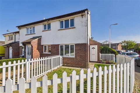 35 The Quantocks, Thatcham, RG19 3SF