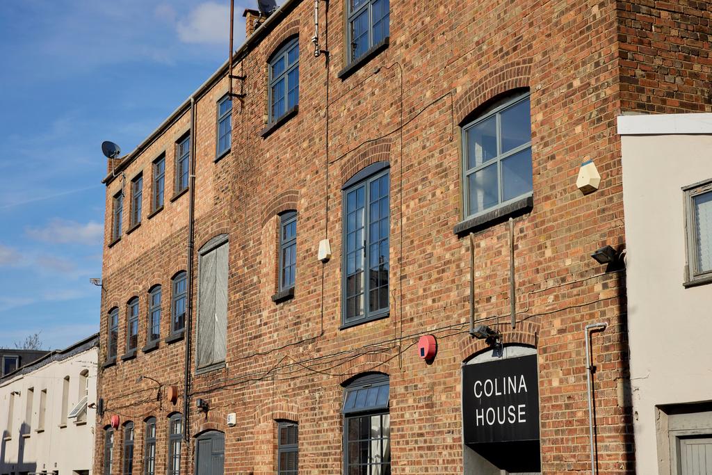 272789   tmh colina house 05.jpg