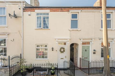 58 Cecil Street, Stourbridge, DY8 1XG