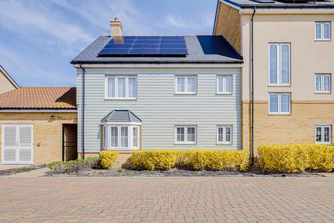 Henry Crescent, Rochford, SS4